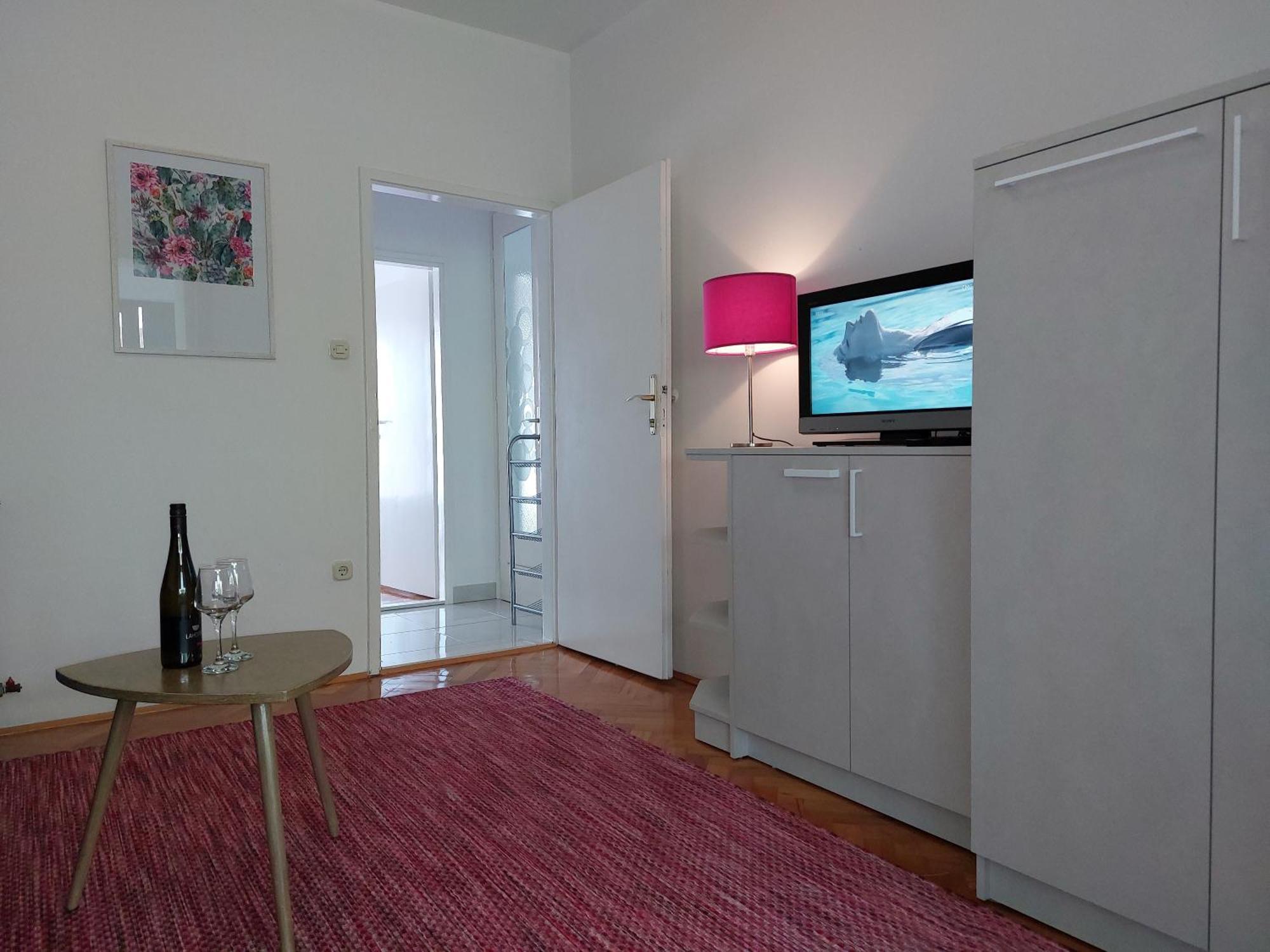 Apartments Denise Podgora Rom bilde